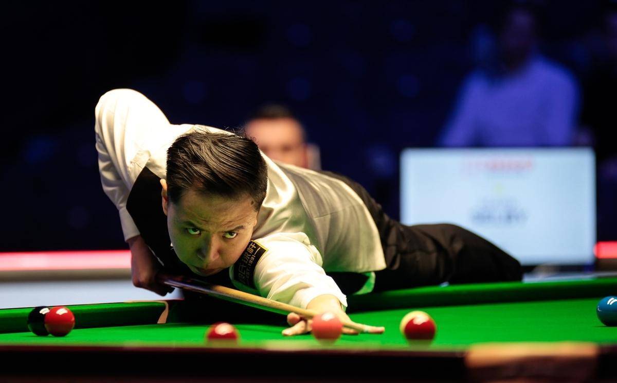 竞争激烈的 竞争激烈的