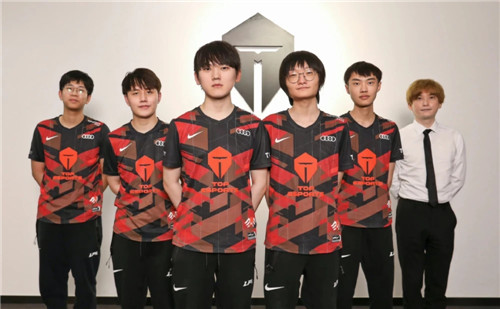 她不仅克服 她不仅克服