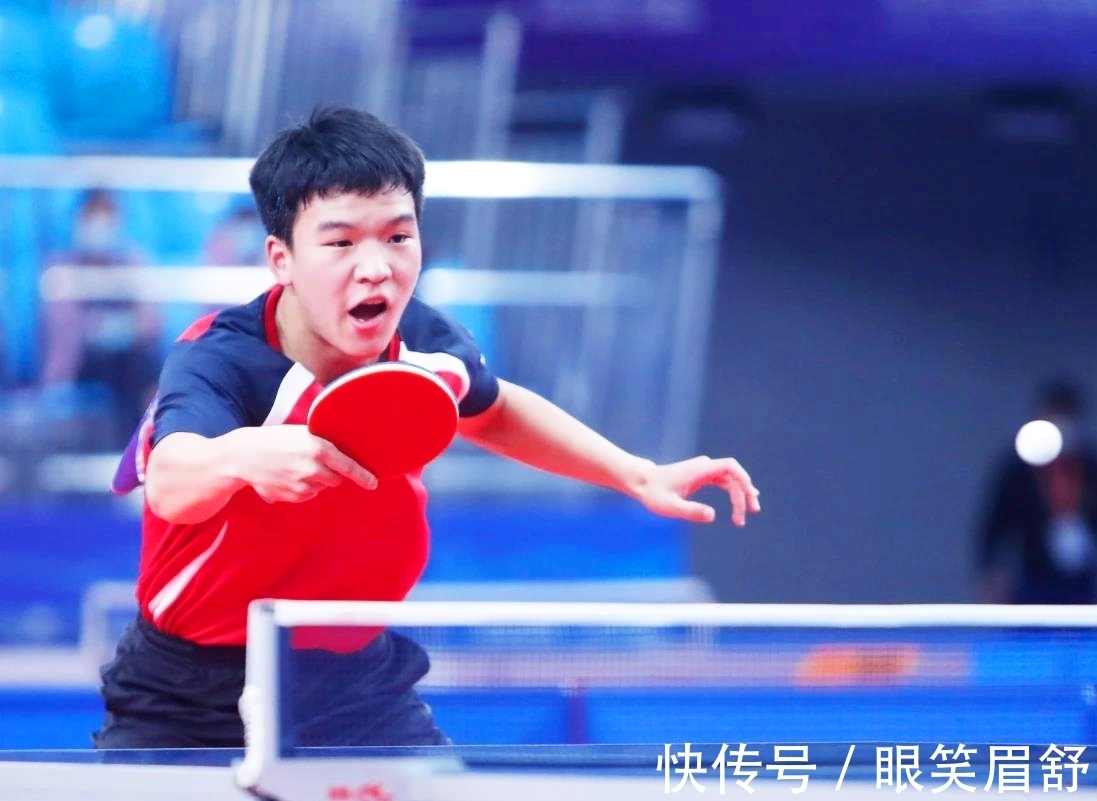 育的共鸣持 育的共鸣持